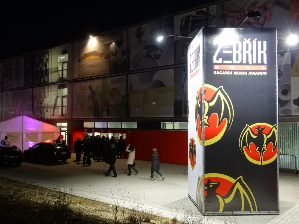 hypercube-plzen-zcu-01r-jpg